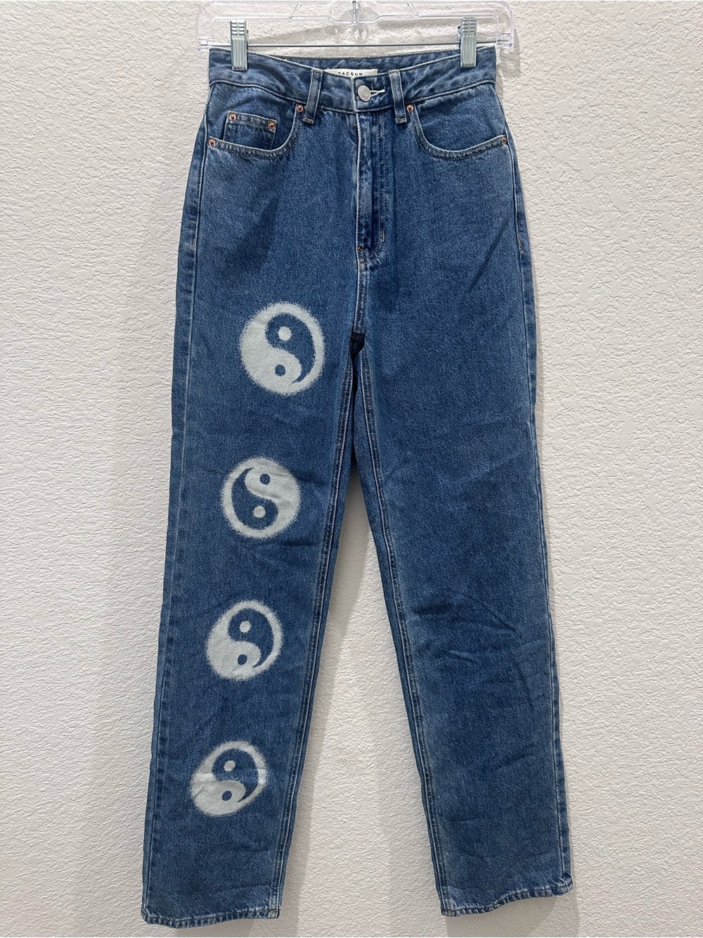 PacSun 90s Boyfriend Jeans Medium Wash Yin Yang Graphic Denim Size 24